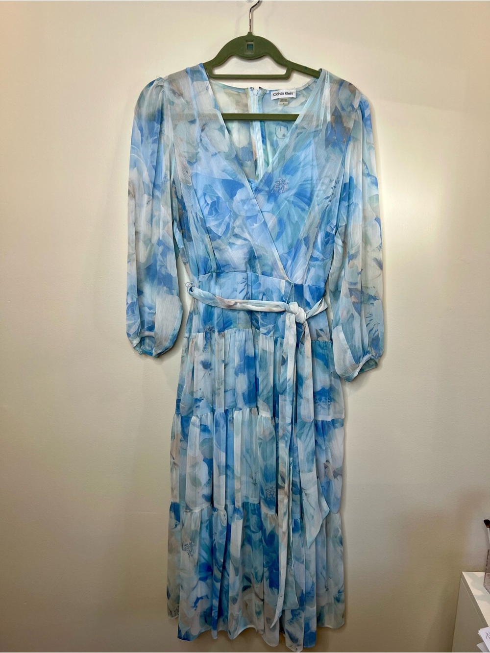 Calvin Klein Dress Womens 10 Blue White Floral Tiered Chiffon Ethereal Fairy